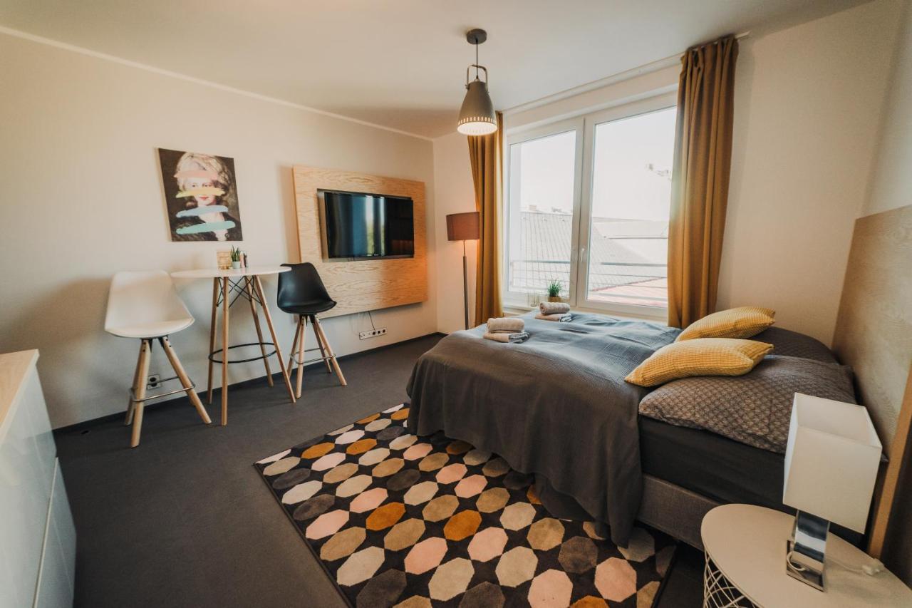 Beautiful New Studio, 400M From The Square Apartment Plzen Exterior photo